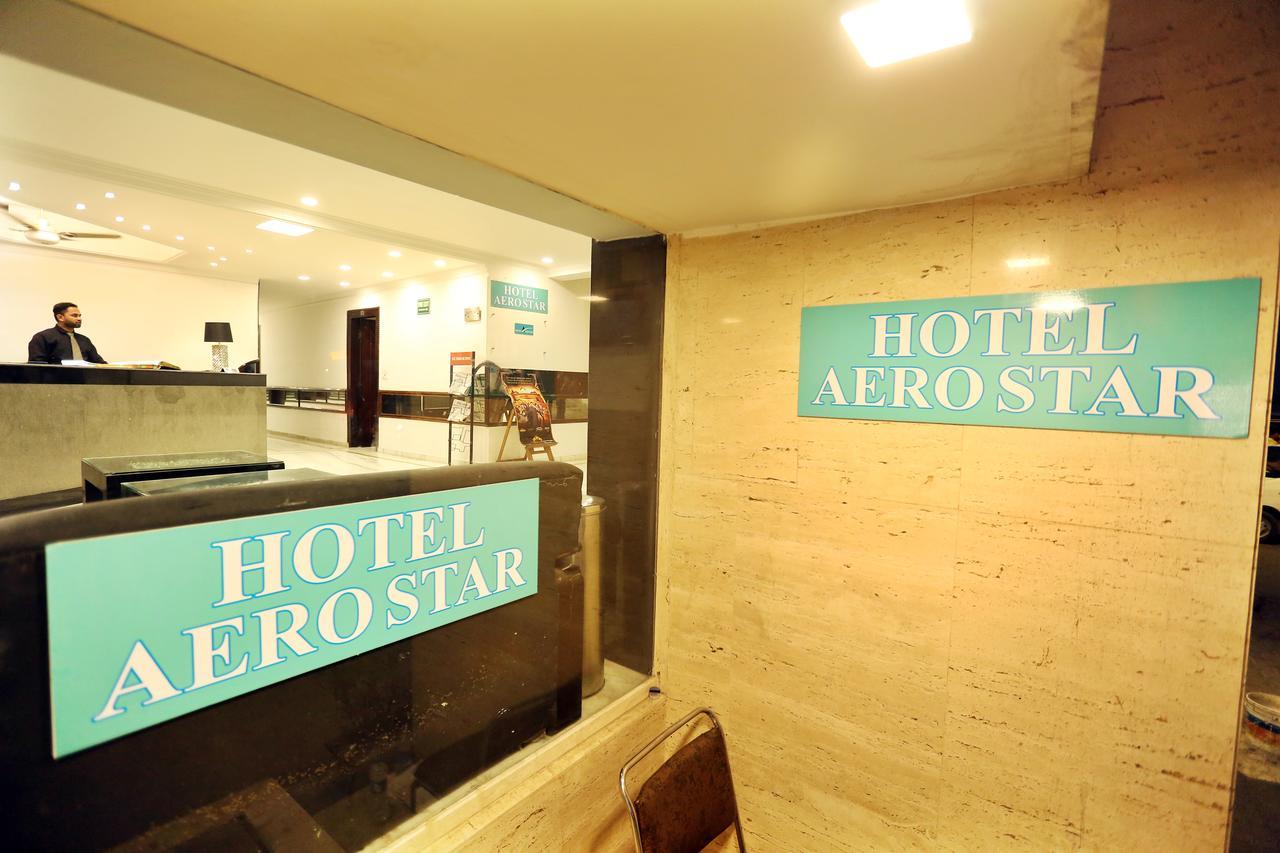 Hotel Aero Star Near Delhi Airport Нью-Дели Экстерьер фото